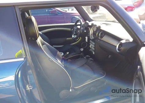 2007 Mini Cooper S z USA, uszkodzony, nr VIN WMWMF73567TL87918